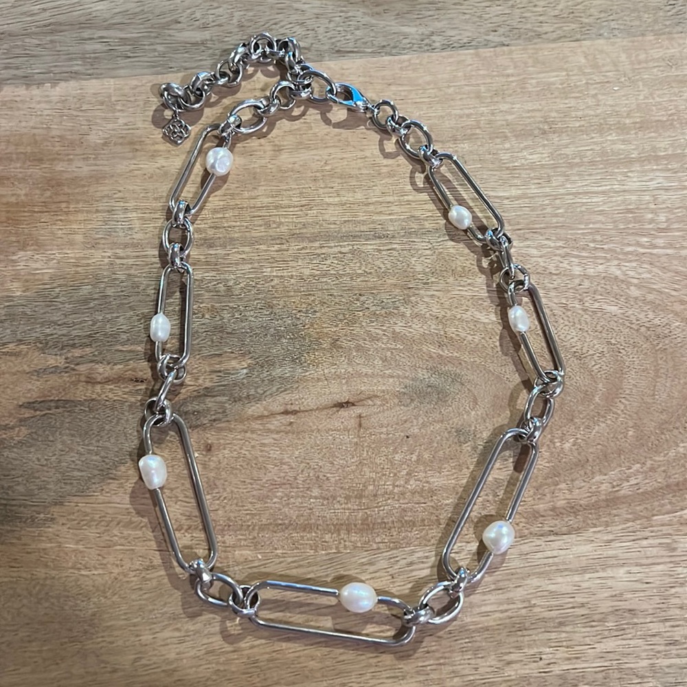 Kendra Scott Lindsay Silver Statement Necklace in Pearl